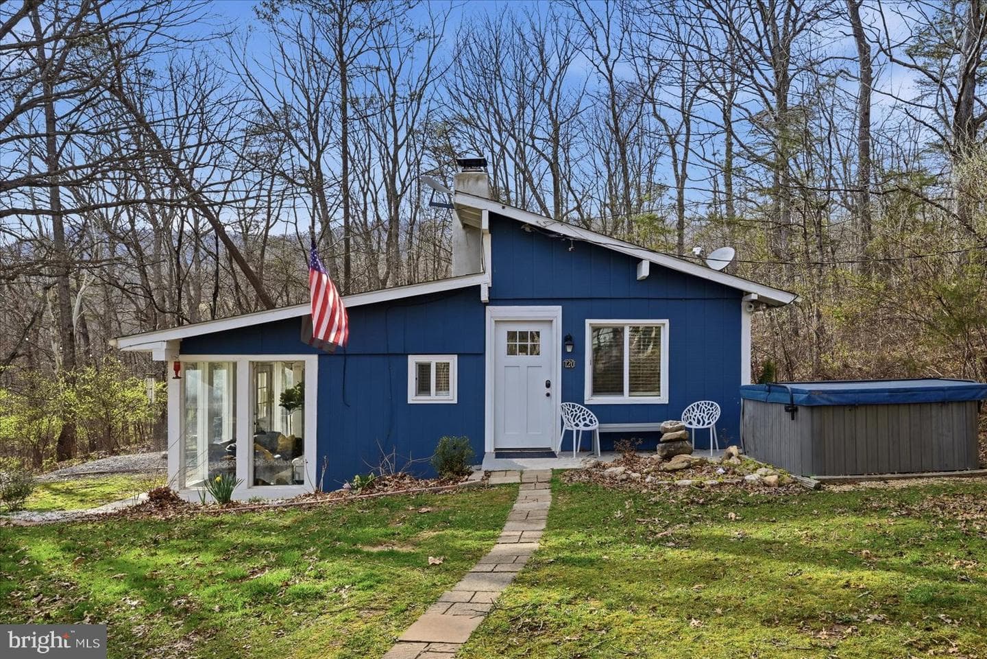 120 Lake Drive photo 16