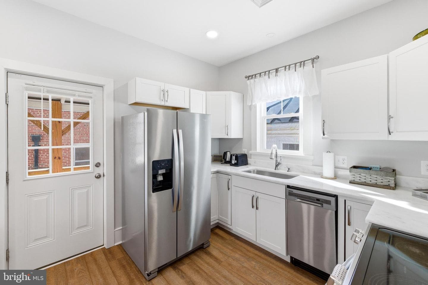 10 N Deford Avenue photo 6