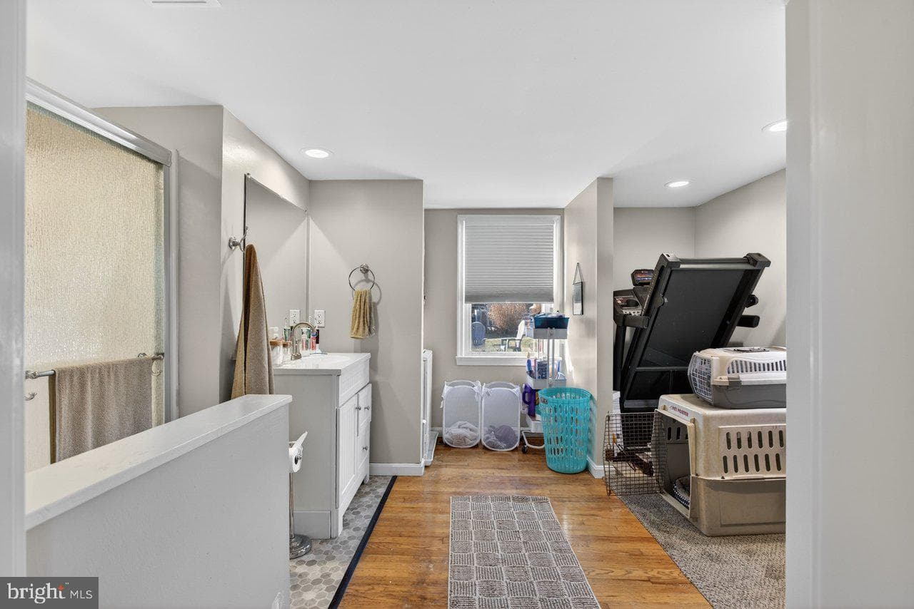 82 Rosser Drive photo 18