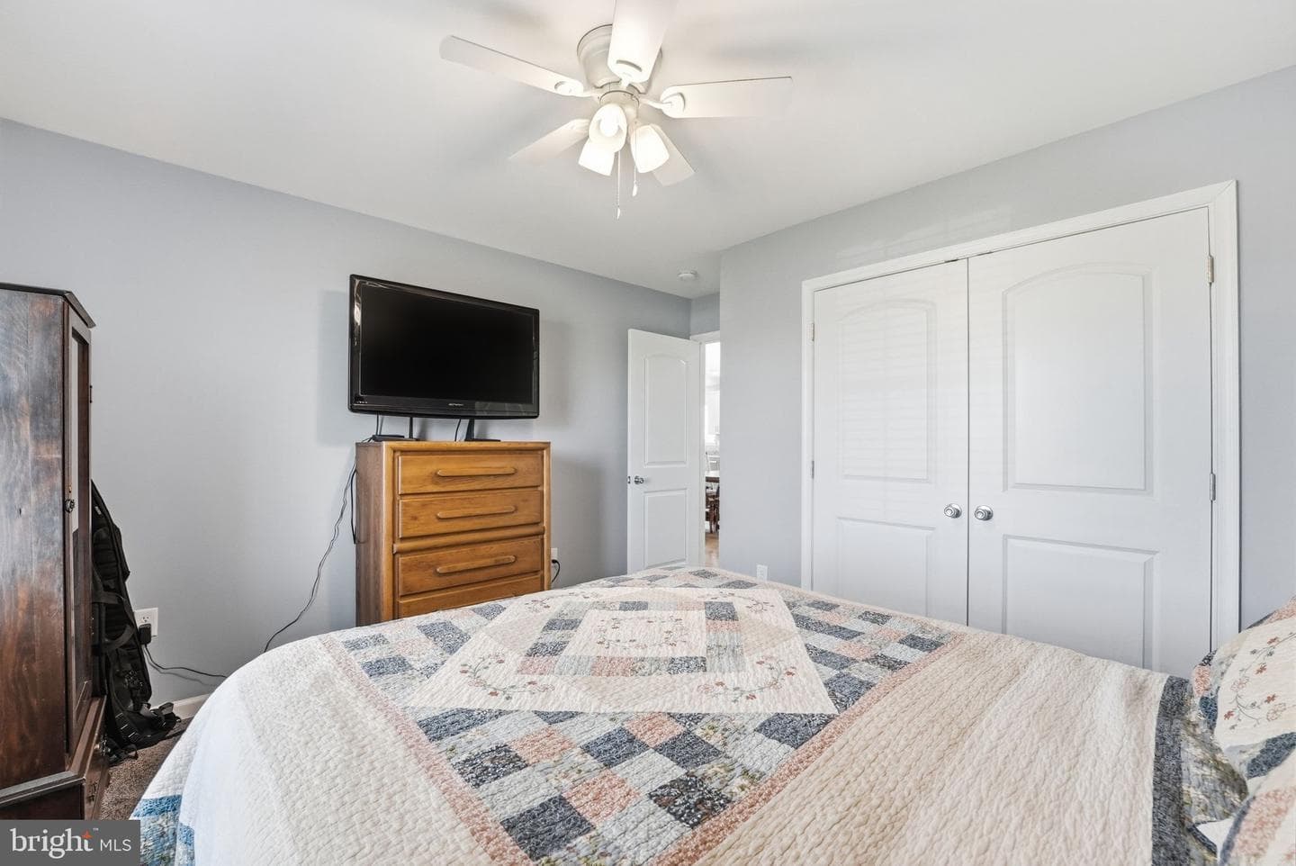 133 Arthur Lane photo 14