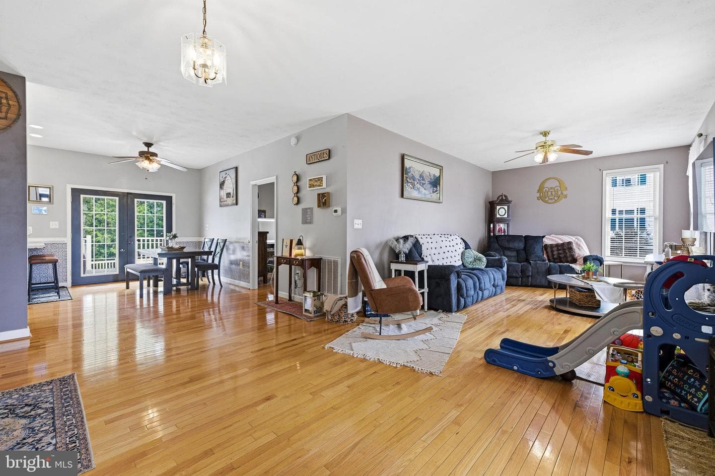 154 W Wanda Street photo 11