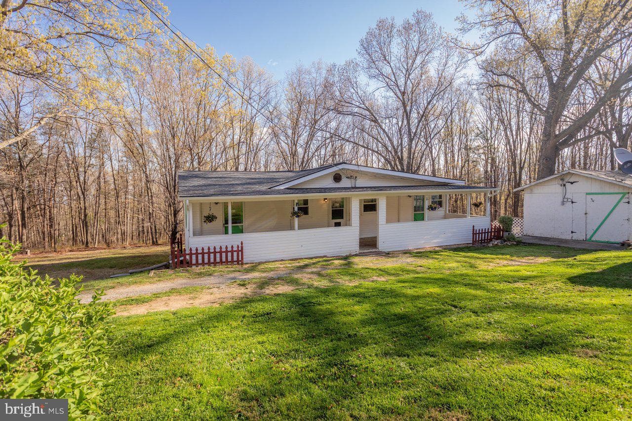 160 Gale Lane photo 43
