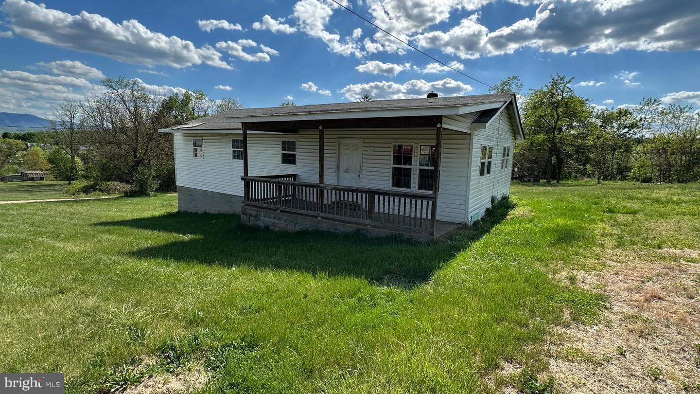 109 Bixlers Ferry Road photo 3