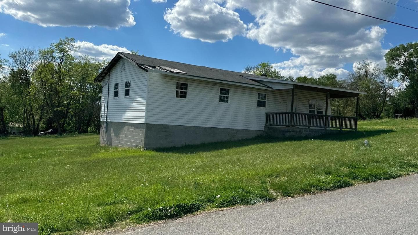 109 Bixlers Ferry Road photo 4