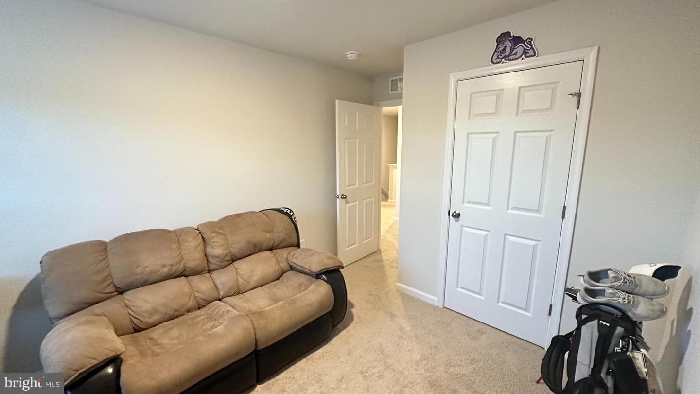 121 Caterpillar Drive photo 23