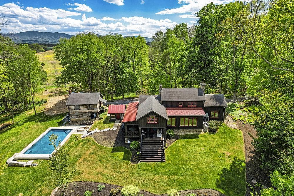 4439 Old Forge Road, Luray