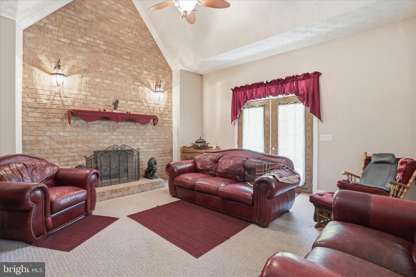 524 S Mcdaniel Lane photo 30