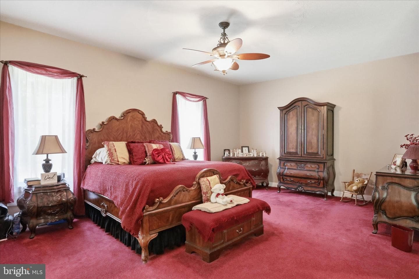 524 S Mcdaniel Lane photo 35