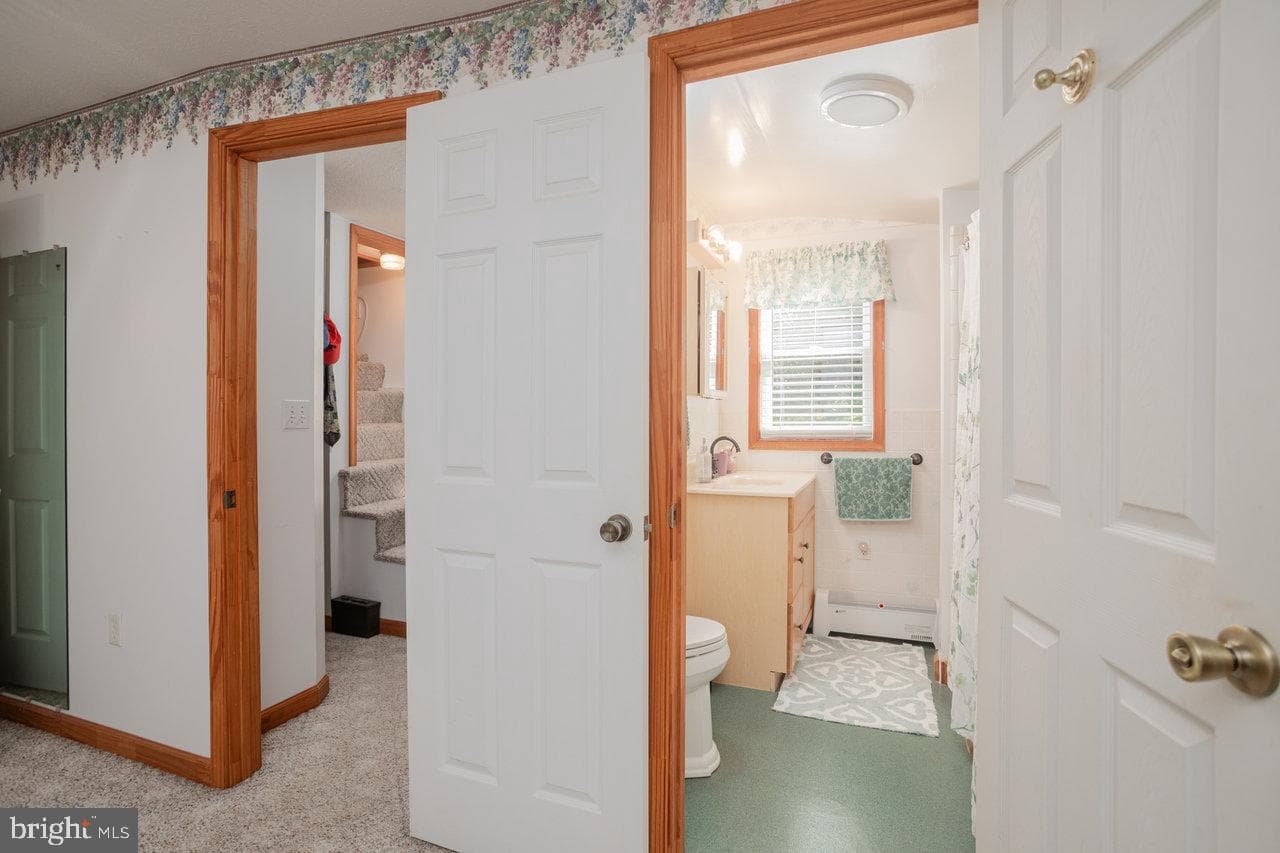 279 Helms Road photo 33
