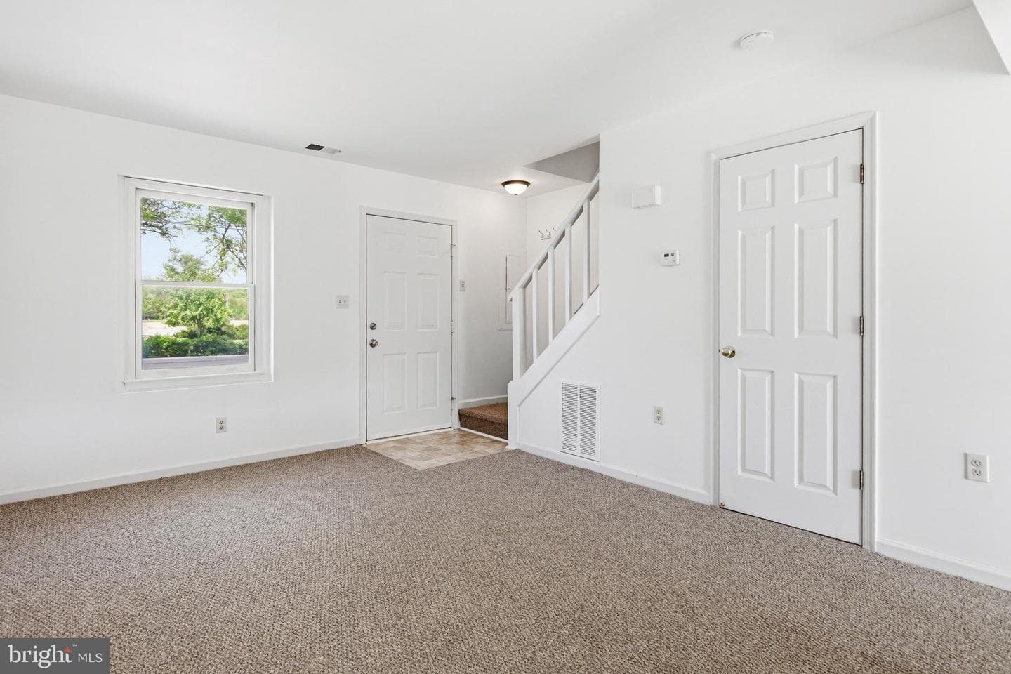 312 Quincy Avenue photo 15