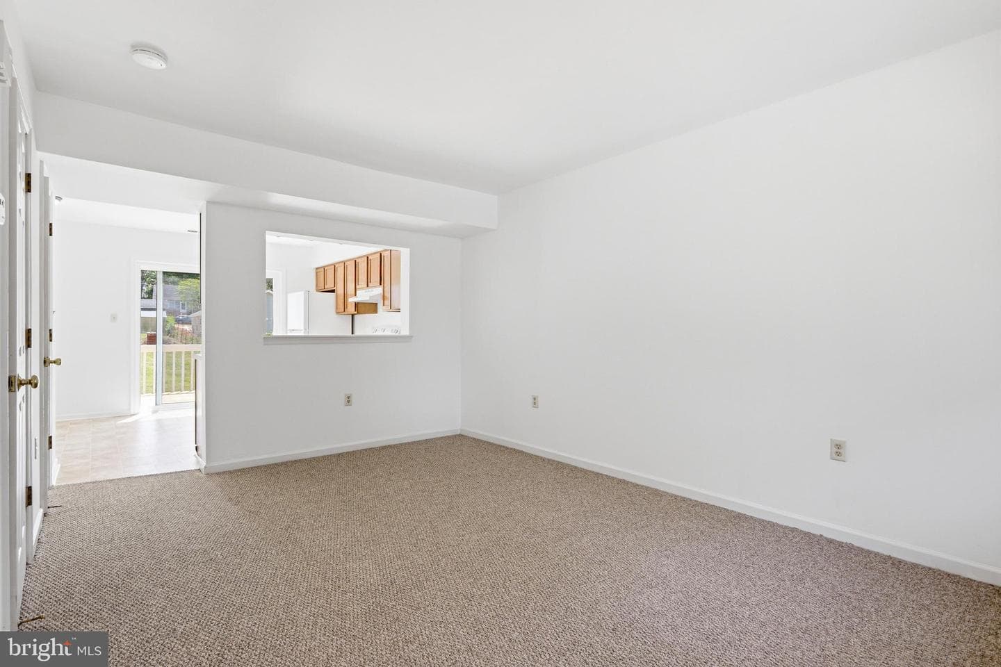 312 Quincy Avenue photo 17