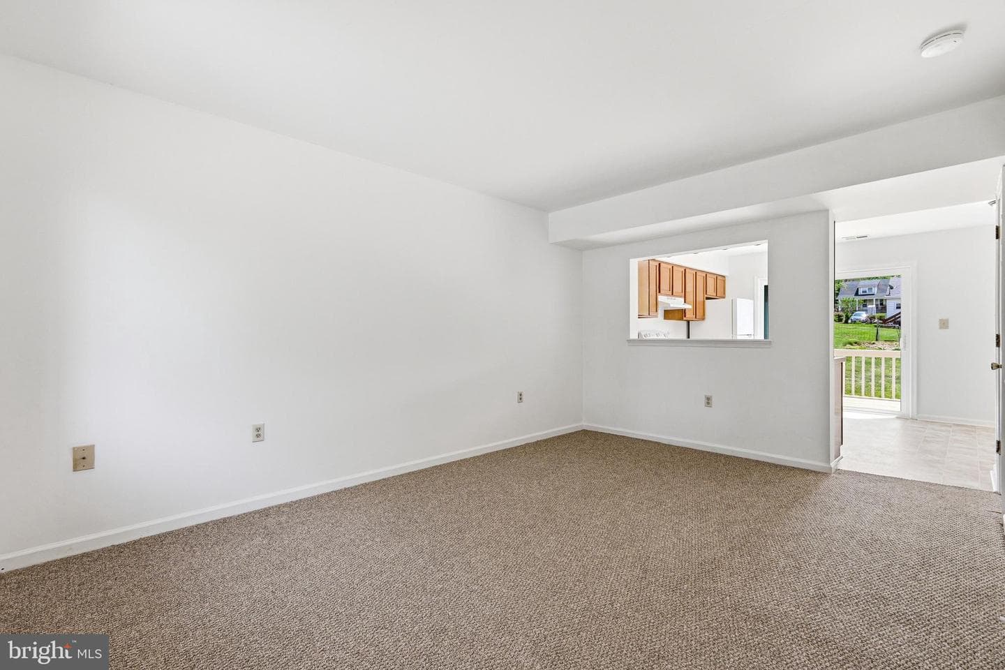 312 Quincy Avenue photo 36
