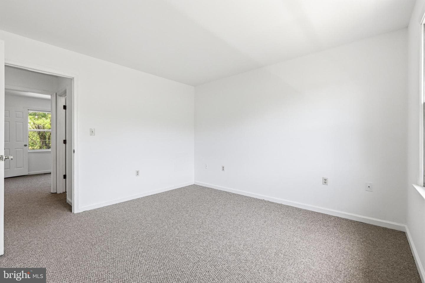 312 Quincy Avenue photo 40