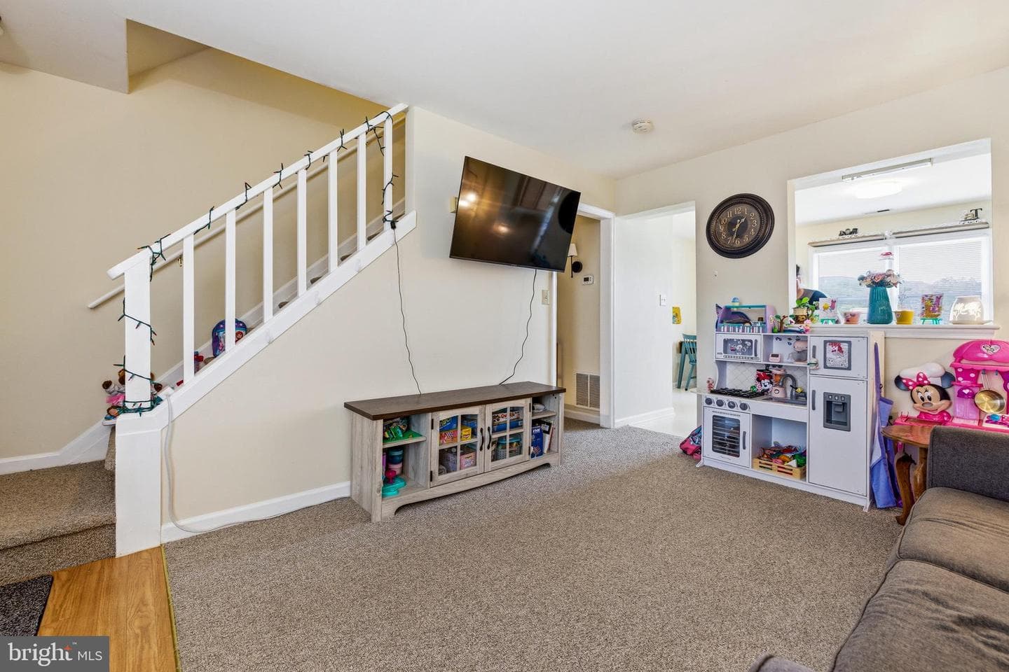 117 Warren Avenue photo 26