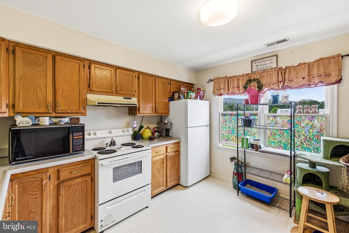 117 Warren Avenue photo 5