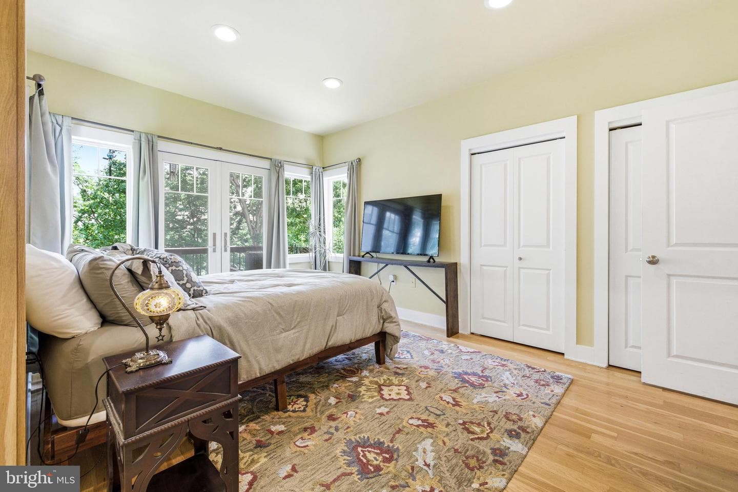 801 Woodside Drive photo 32