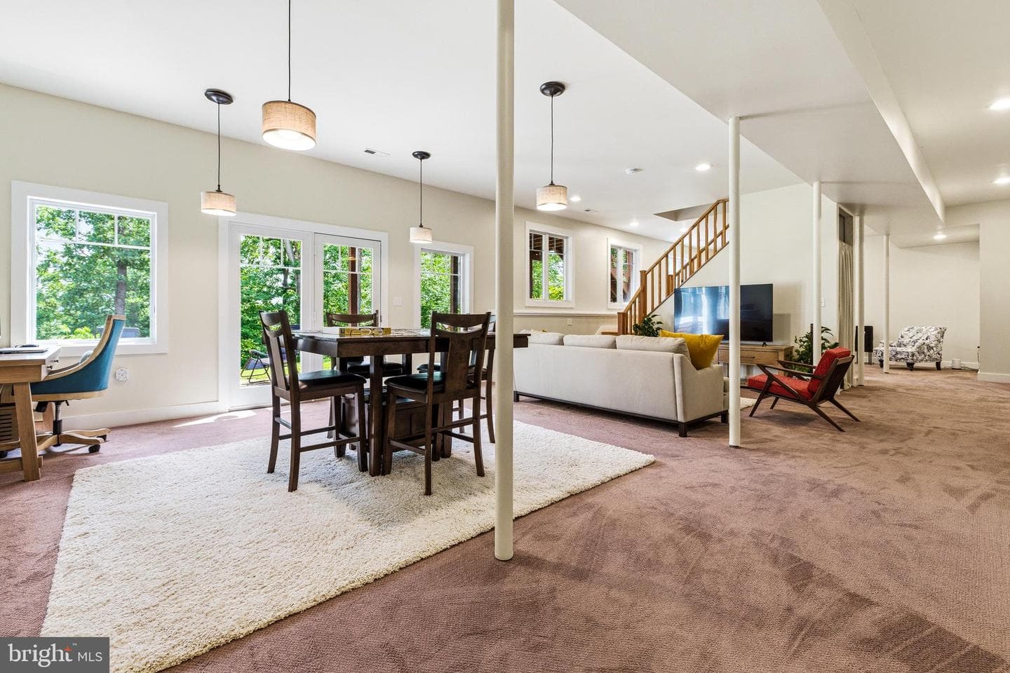 801 Woodside Drive photo 48