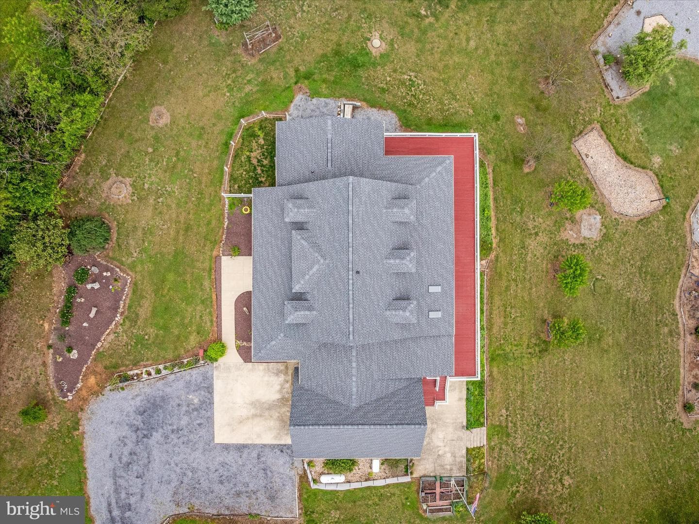 1050 Almond Drive photo 115