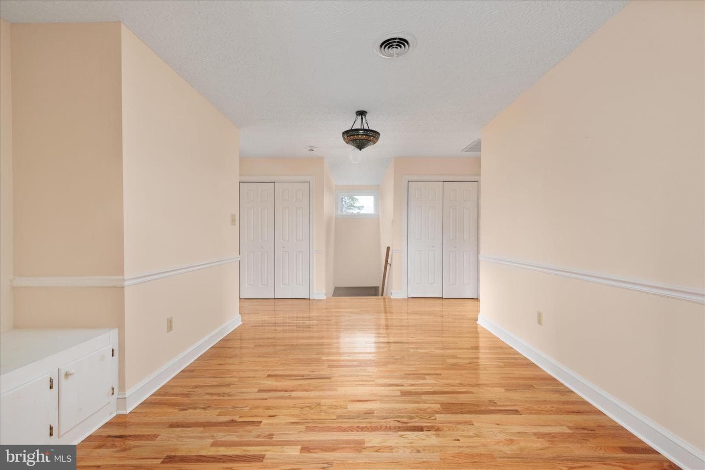 1050 Almond Drive photo 40