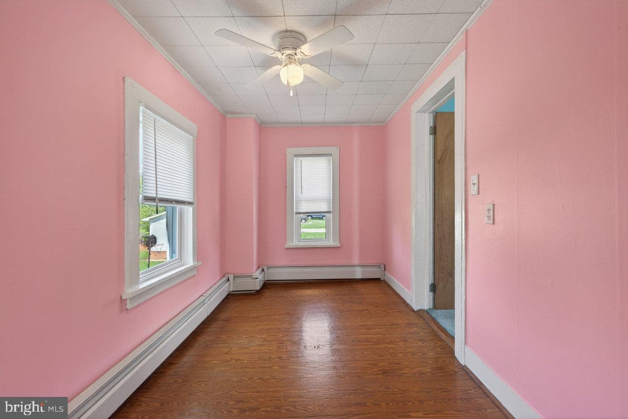 302 Woodland Avenue photo 26