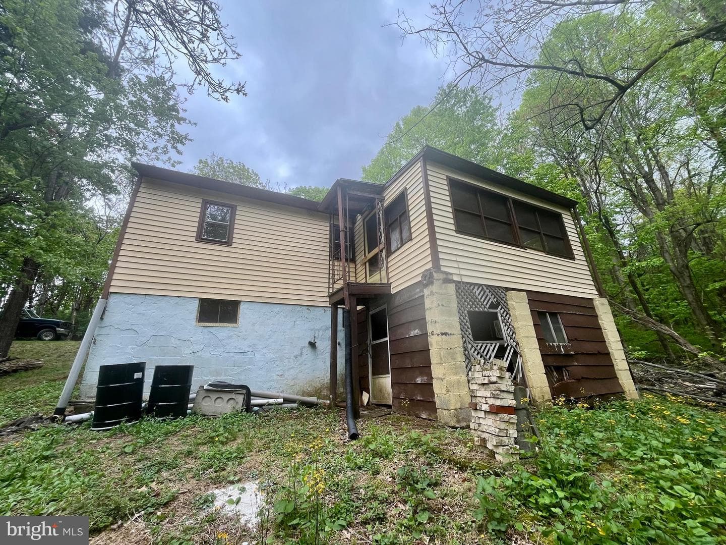 536 Circle Drive photo 3