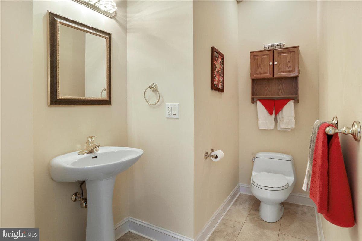 50 Cottage Drive photo 15