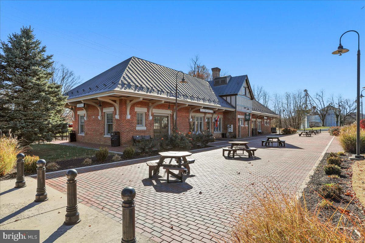 50 Cottage Drive photo 61