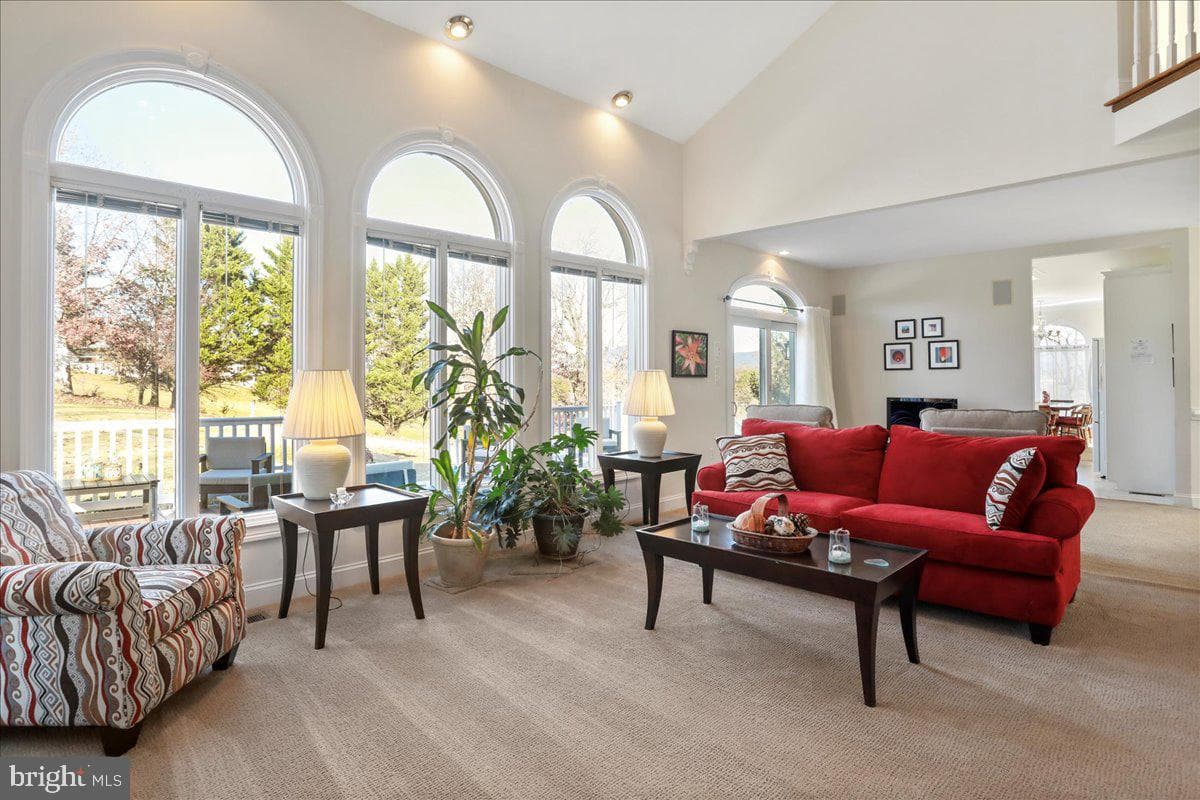 50 Cottage Drive photo 8