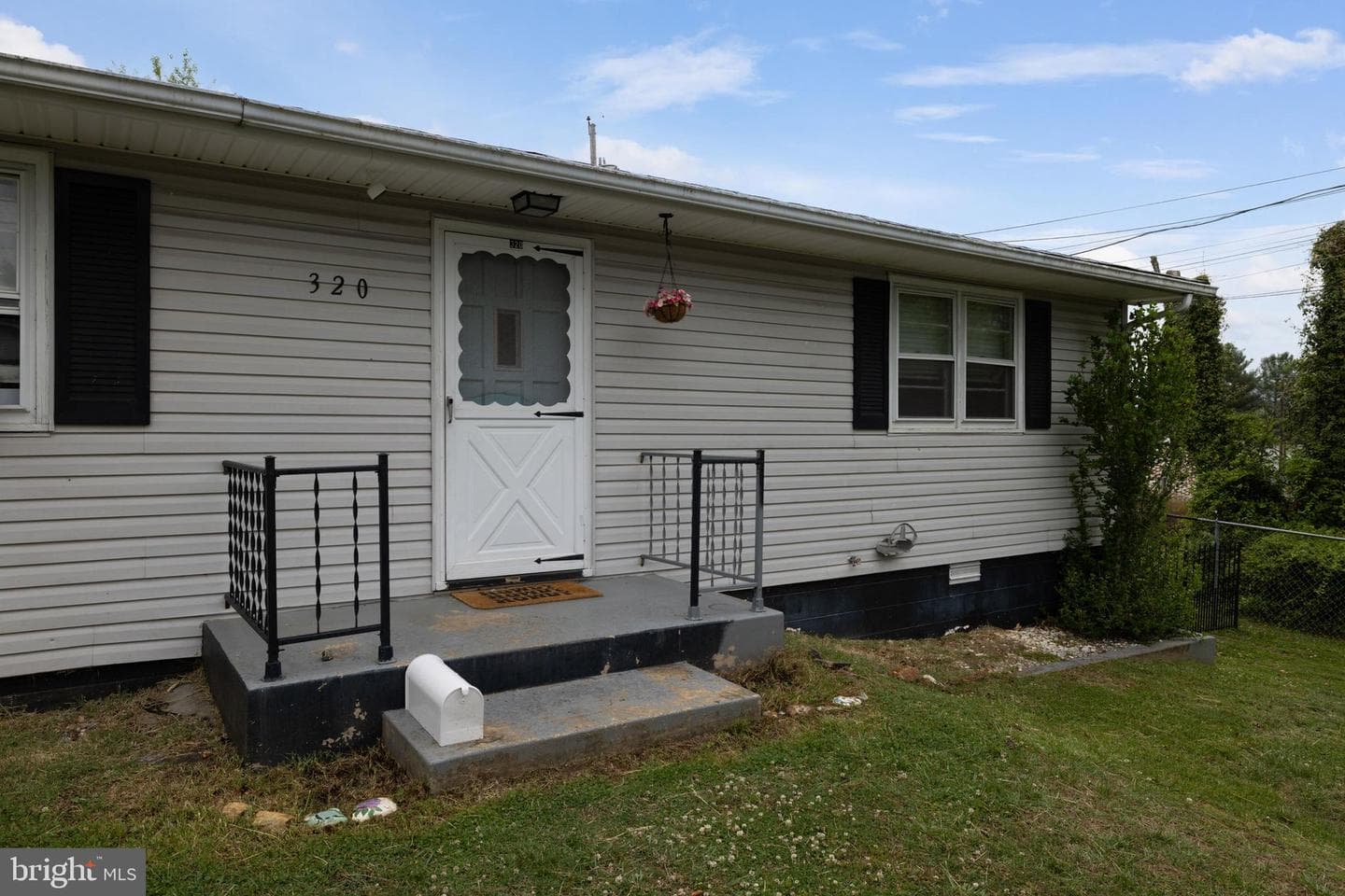 320 Willow Street photo 20