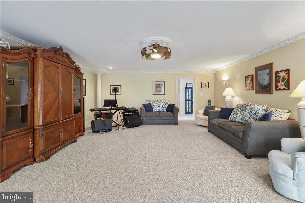 100 Cottage Drive photo 17