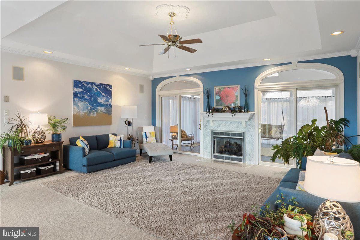 100 Cottage Drive photo 4