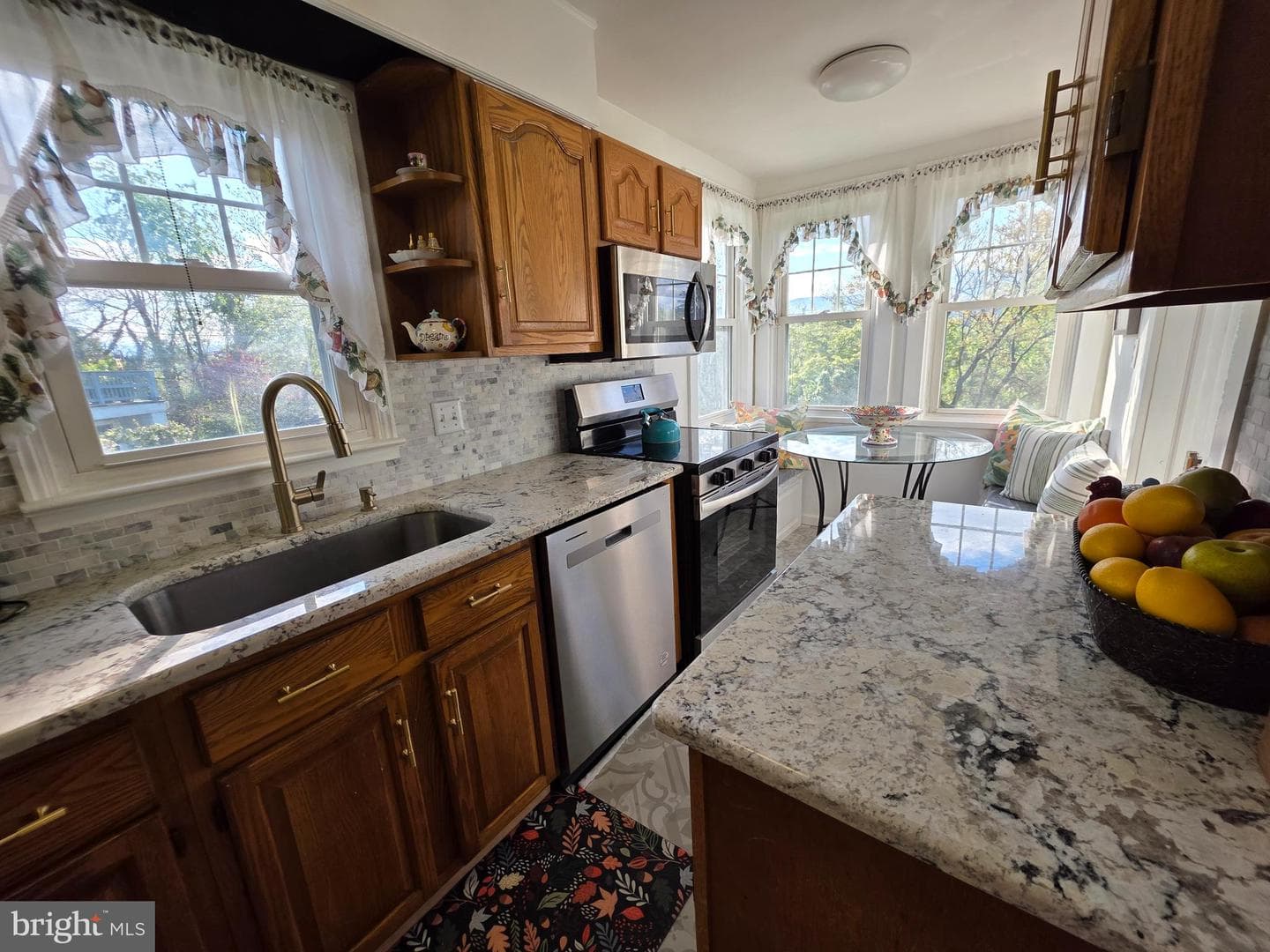 175 S Court Street S photo 8