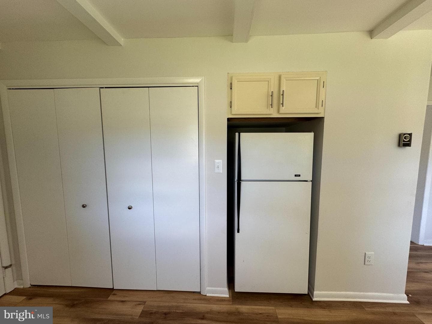2 Springcrest Drive photo 12