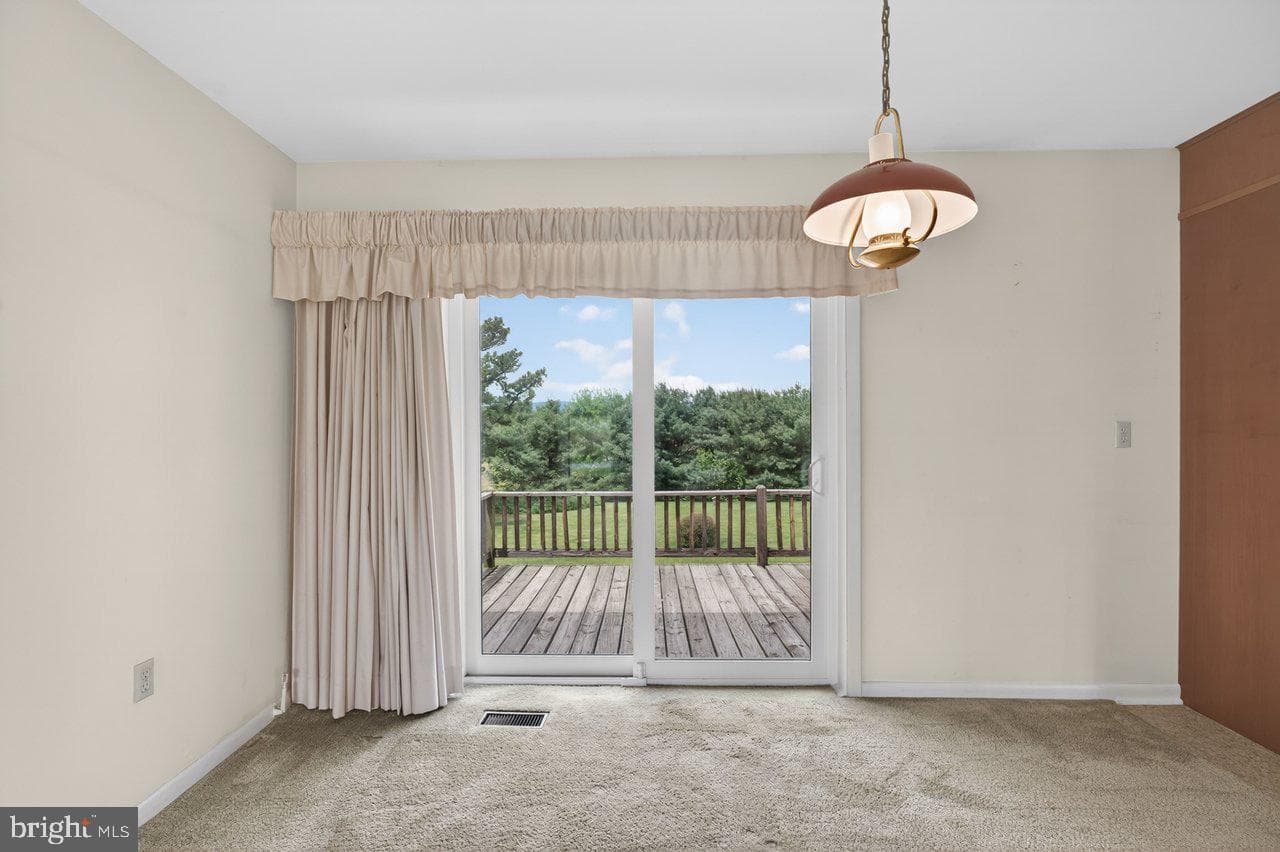 399 Whispering Hill Road photo 14