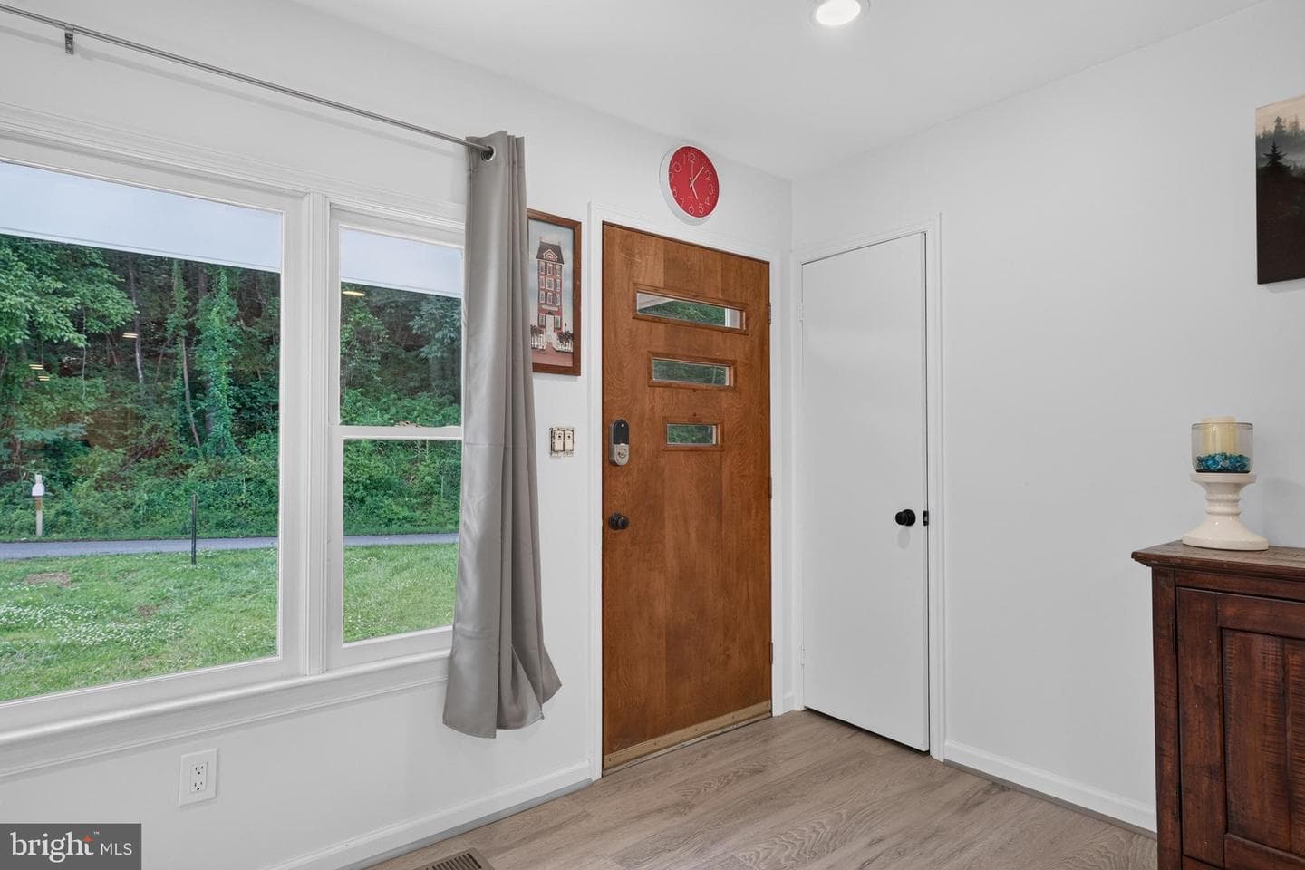 3457 Lucas Hollow Road photo 4
