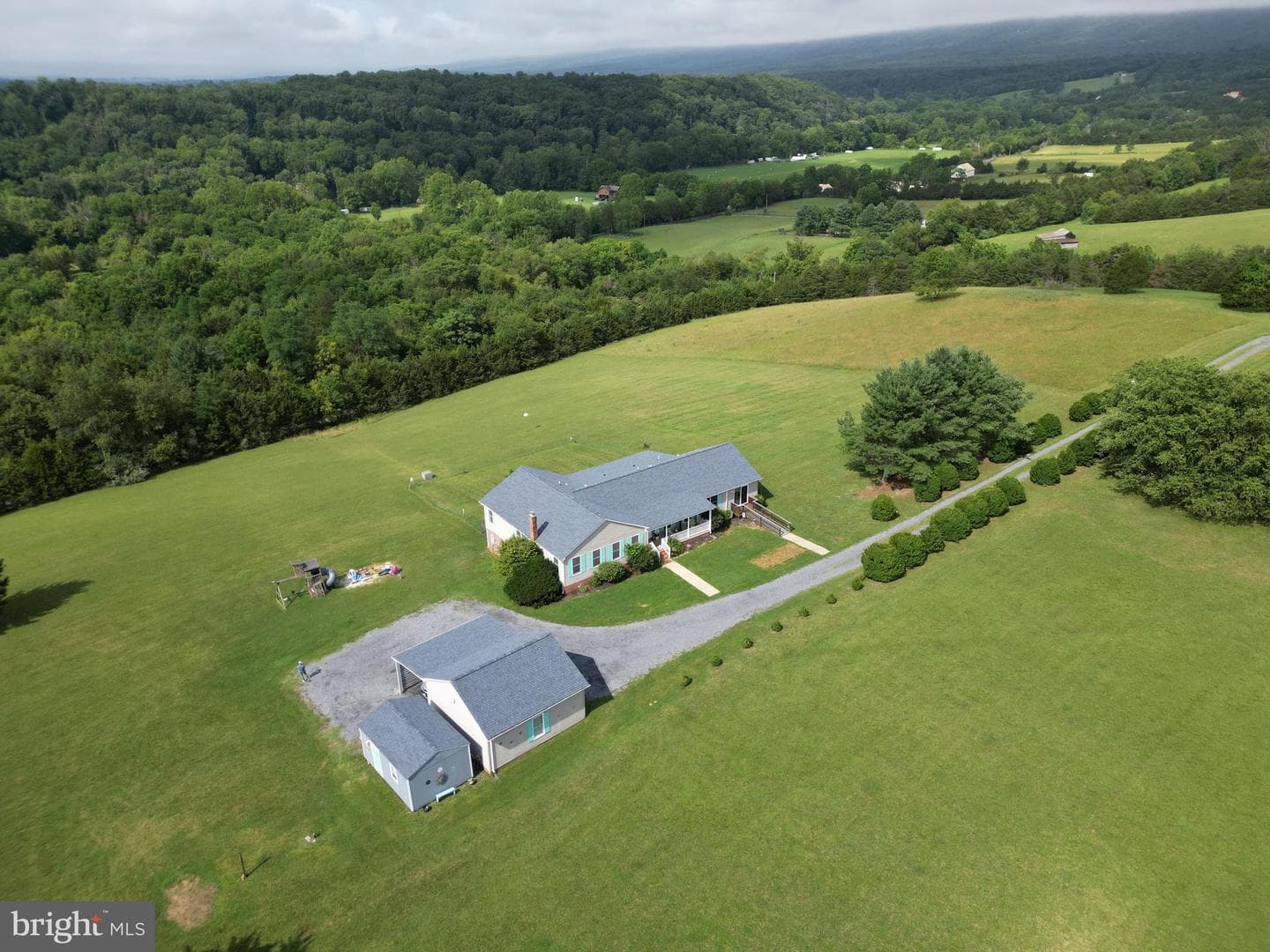 217 Silver Bell Lane, Luray