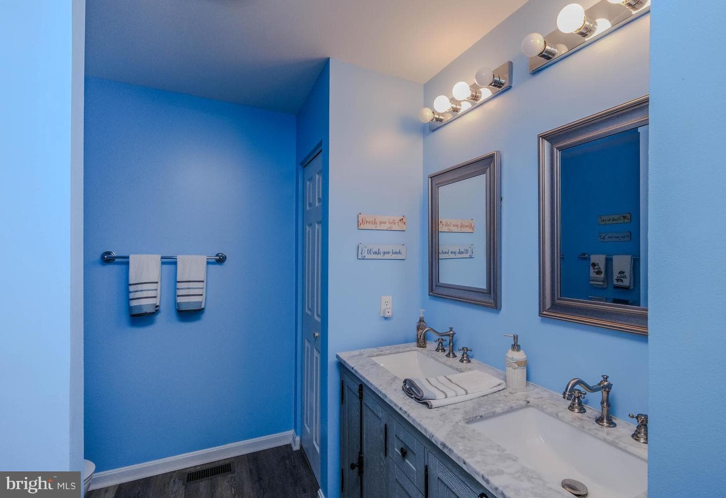 217 Silver Bell Lane photo 43