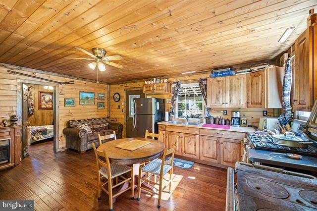 5855 Jollett Rd photo 13