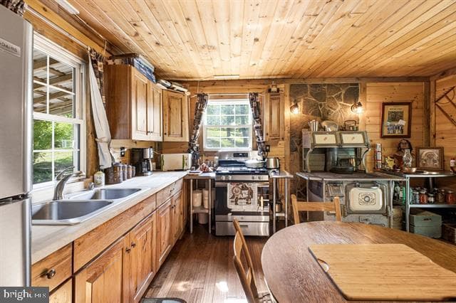 5855 Jollett Rd photo 15