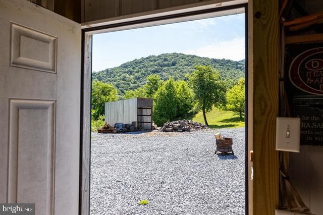 5855 Jollett Rd photo 7