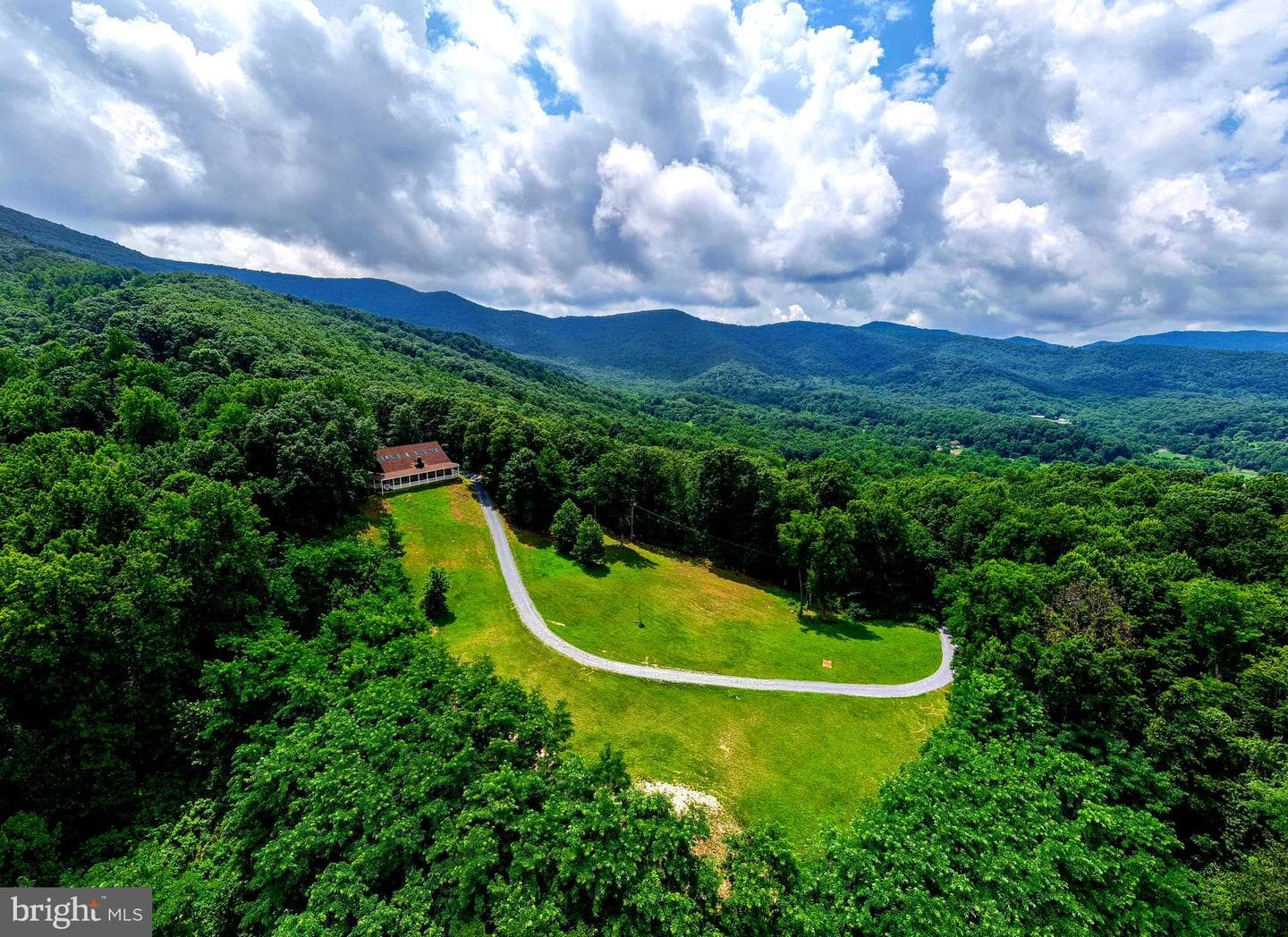 3827 Pine Grove Road, Stanley