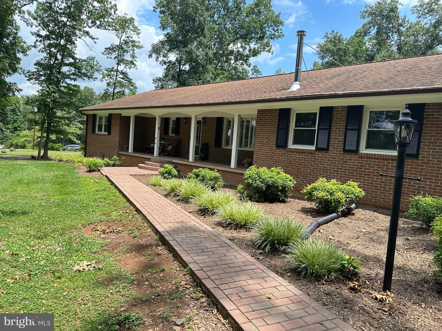 579 Circle View Road photo 4