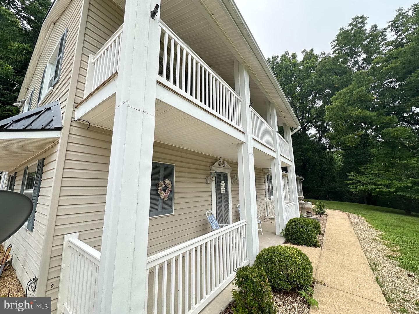 2586 Pine Grove Rd photo 9
