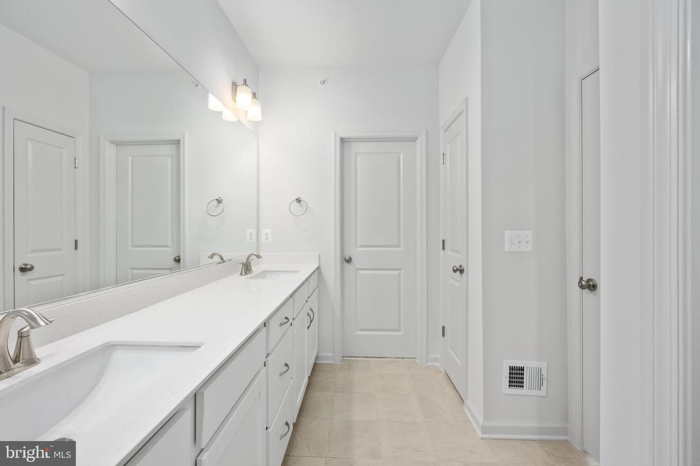 2636 Neabsco Common Place photo 35