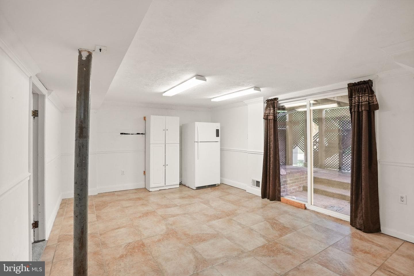 7726 Amherst Drive photo 29