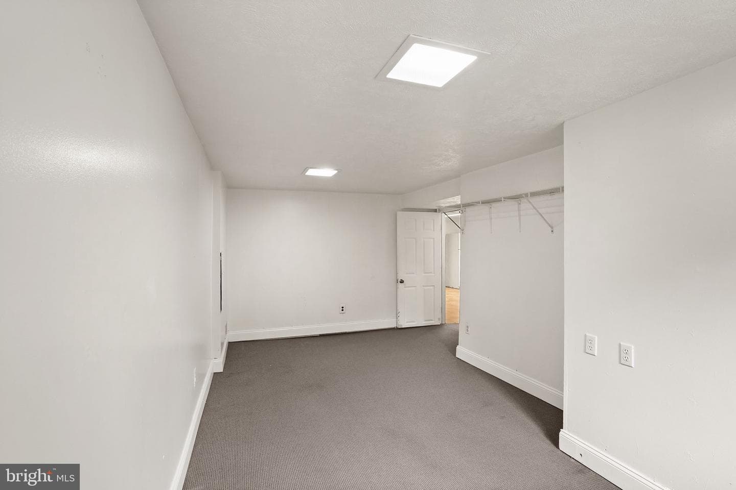 7726 Amherst Drive photo 32
