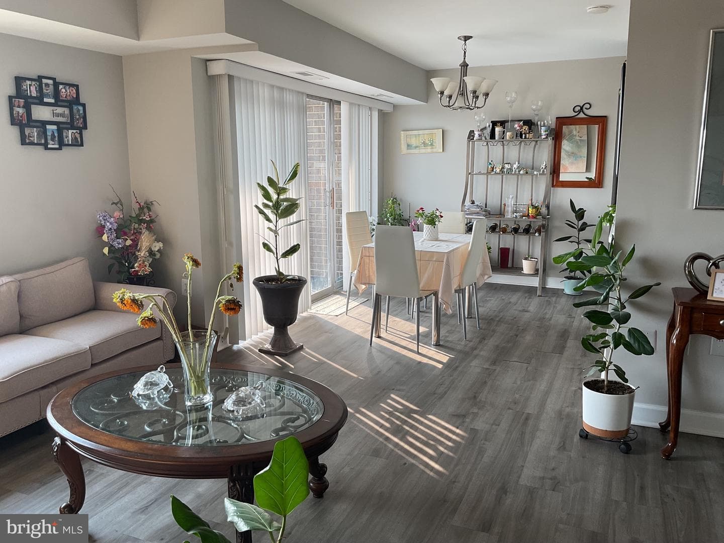 1602 Renate Dr # 303 photo 3