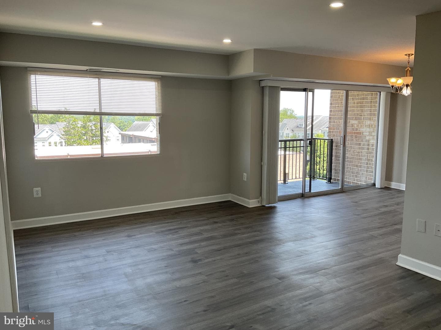 1602 Renate Dr # 303 photo 38