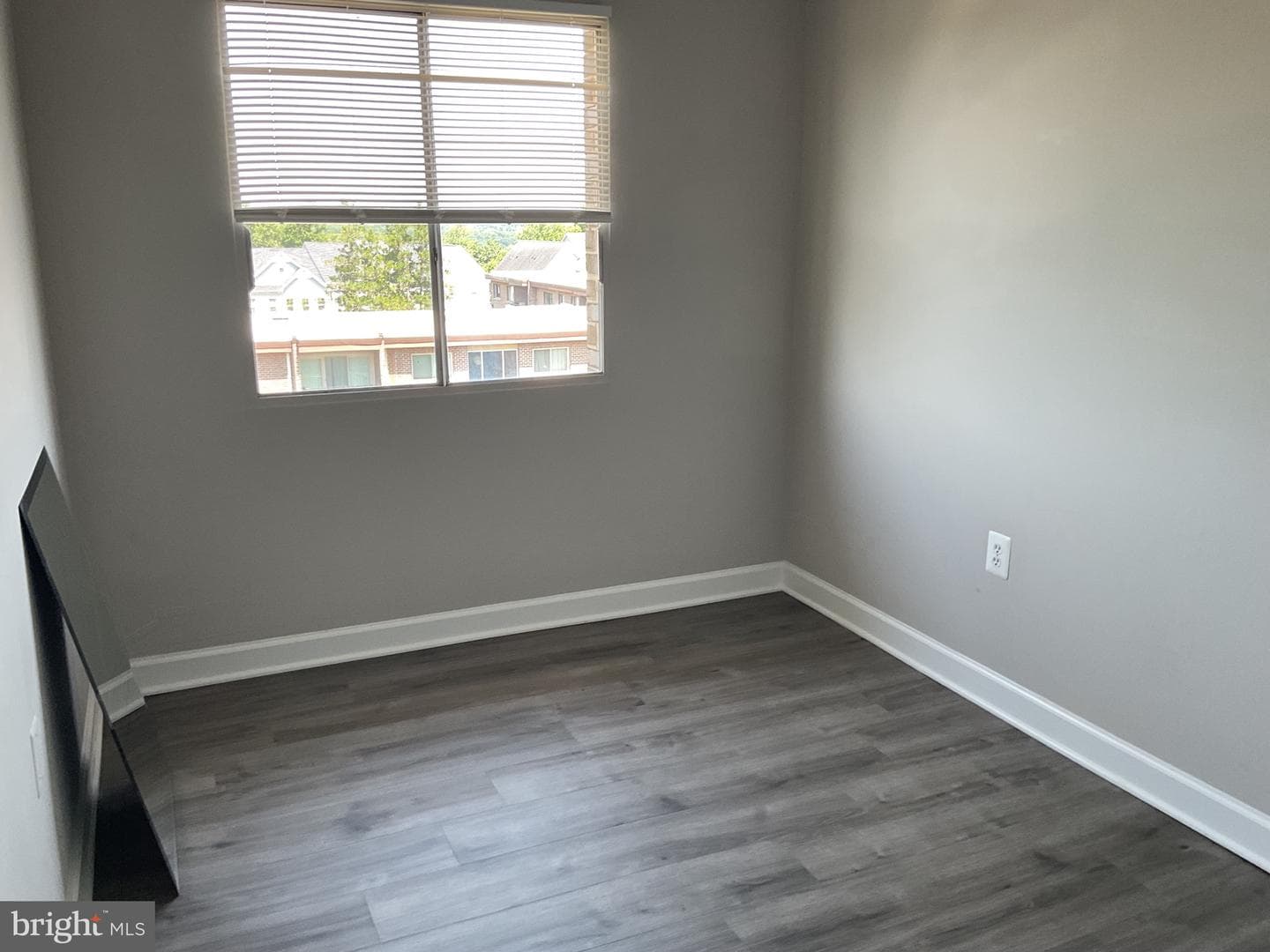 1602 Renate Dr # 303 photo 42