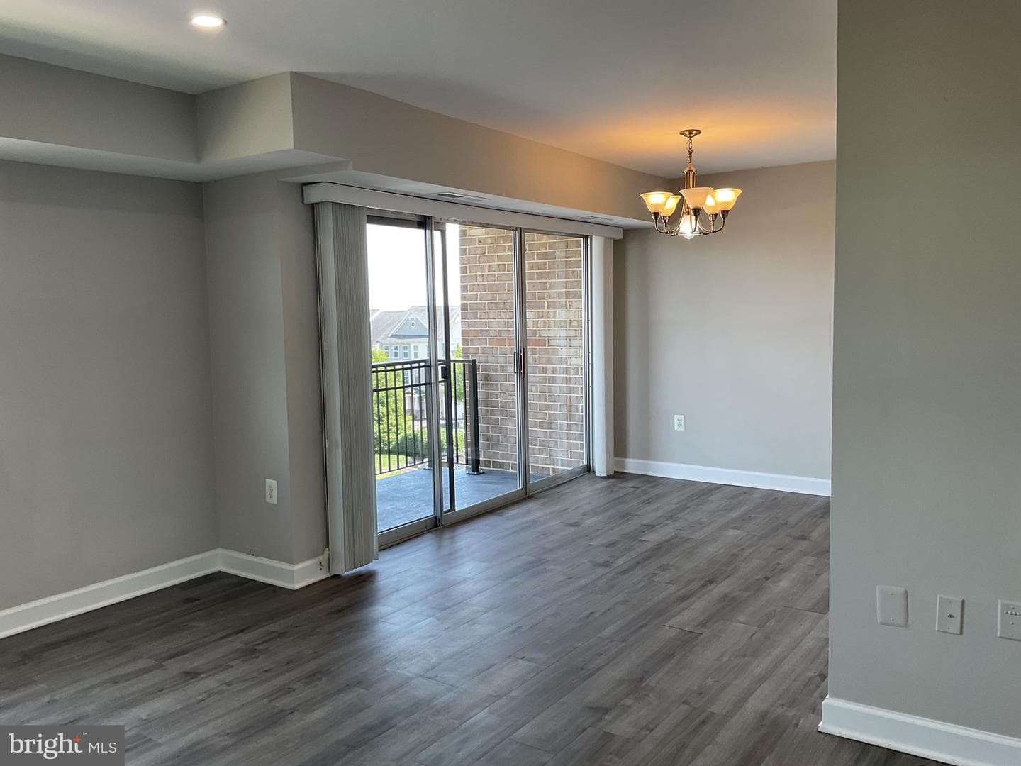 1602 Renate Dr # 303 photo 45